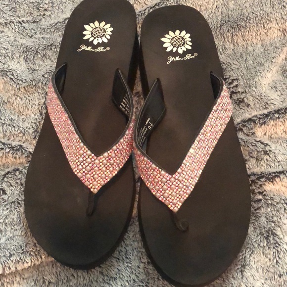 Yellow Box Shoes Yellow Box Flip Flops Pink Pearl Size 92 Poshmark